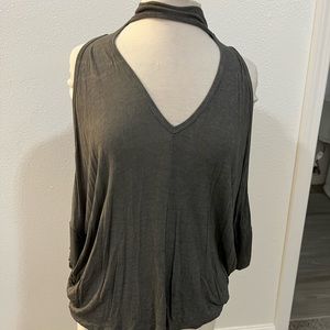 cold shoulder top gray